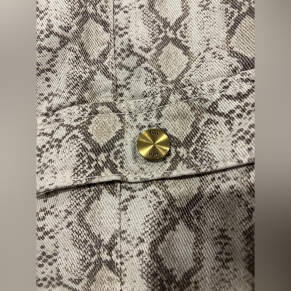 Zara Women's Denim Animal Print Jacket - Picture 7 of 10
